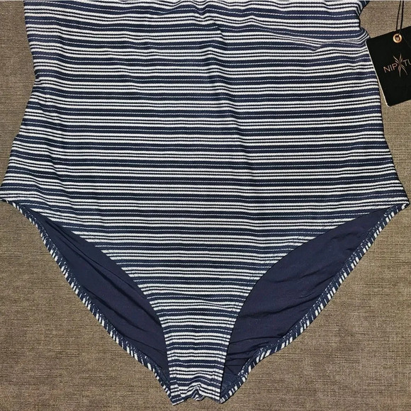 Nip Tuck Navy and white nautical striped Underwire One Piece Swimsuit Size 10 - Picture 3 of 15